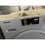 sua-may-say-quan-ao-miele-1