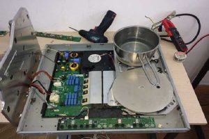 sua-bep-tu-electrolux-1