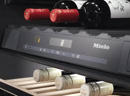 sua-tu-ruou-vang-miele--2