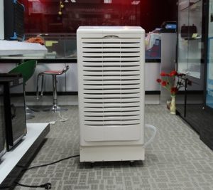 sua-may-hut-am-tai-la-khe