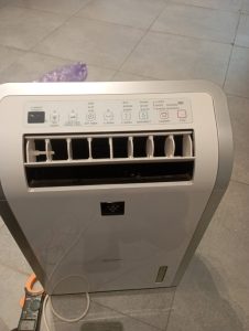 sua-may-hut-am-tai-van-la-van-khe