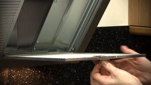 sua-may-hut-mui-tai-tran-khat-chan