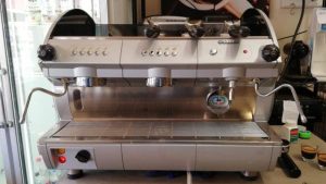 sua-may-pha-caphe-saeco-3