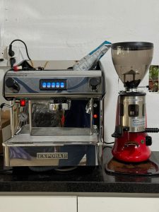 sua-may-pha-caphe-tai-tay-ho-2