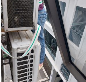 sua-dieu-hoa-tai-Royal City-2