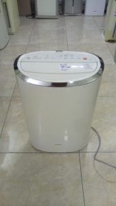 sua-may-hut-am-tai-le-duc-tho