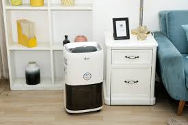 sua-may-hut-am-tai-quan-thanh