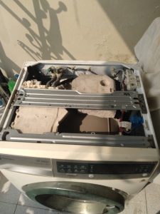 sua-may-giat-electrolux-1