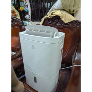 sua-may-hut-am-electrolux-1